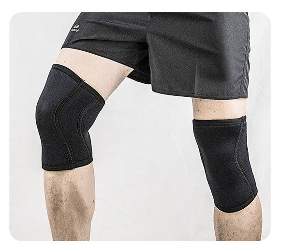 Weightlifting knee sleeves worn during squats and deadlifts