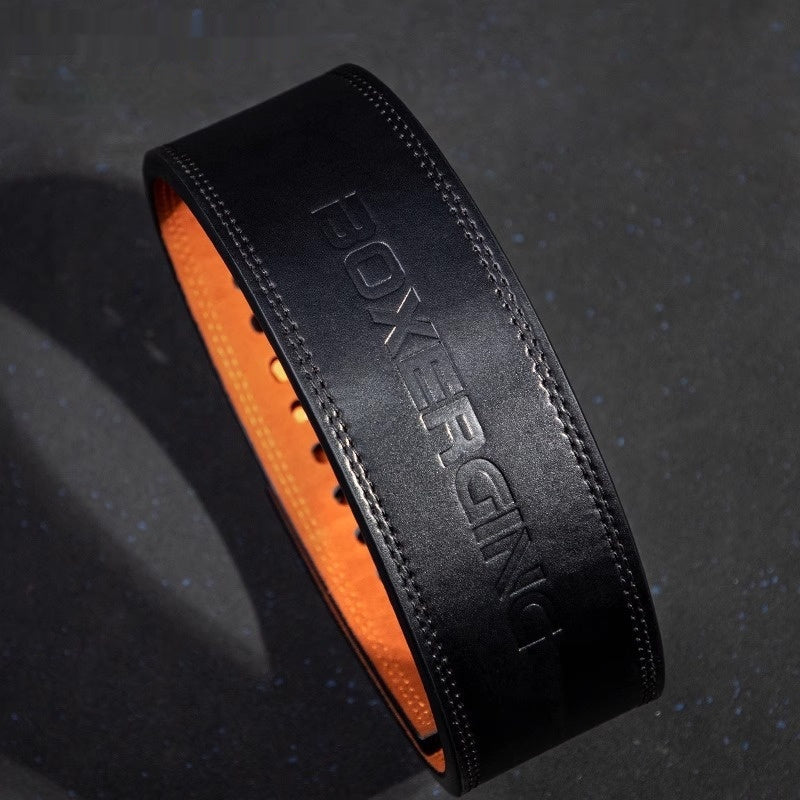 Weightlifting belt with metal lever closure