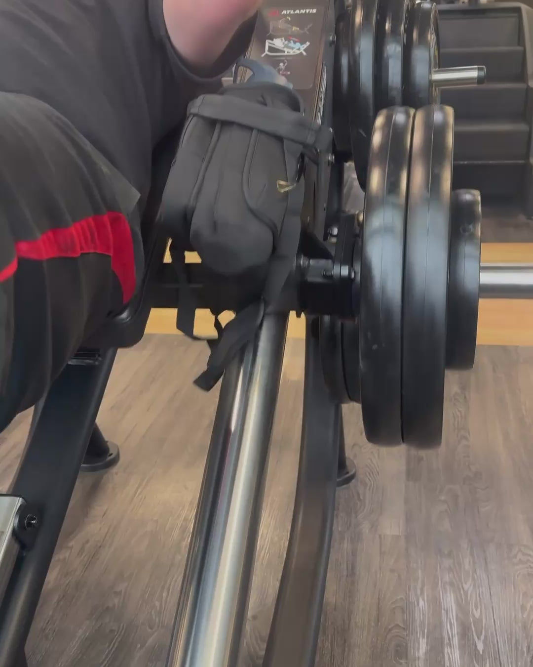 Magnetic Gym Bottle Holder Bag – Strong Hold, Easy Access, No More Floor Mess